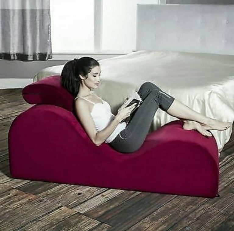 مبل راحتی مدل لاولی بد